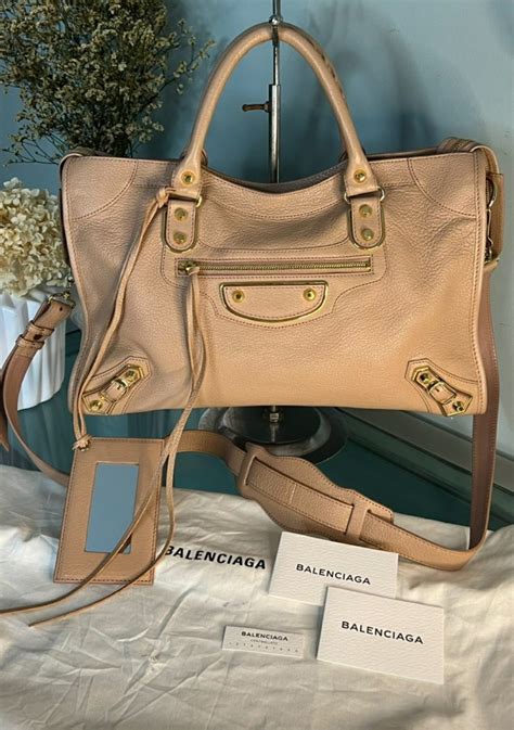 how to spot a fake balenciaga city bag